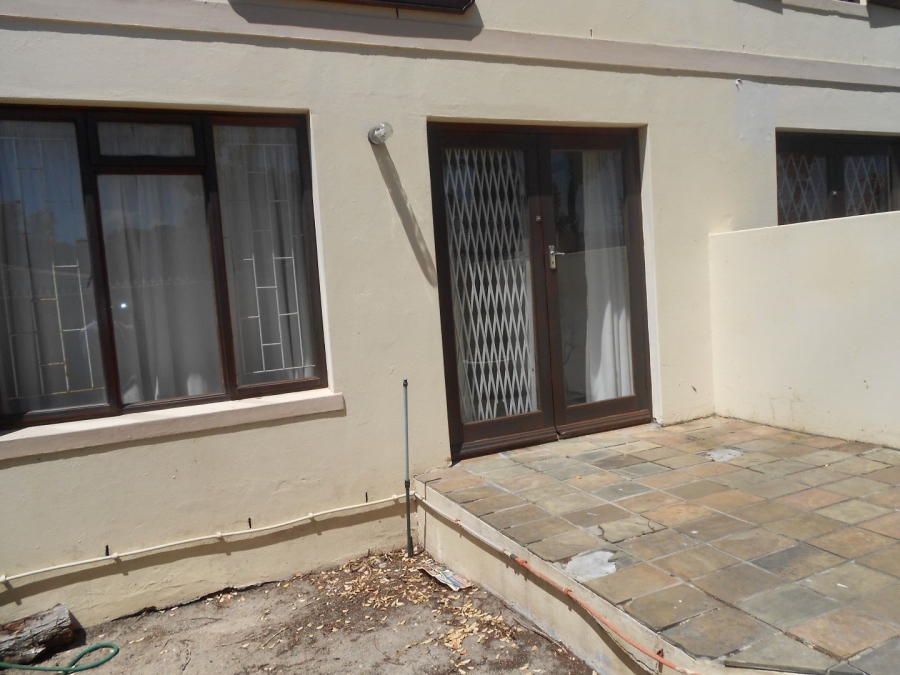 To Let 3 Bedroom Property for Rent in Fairways Western Cape